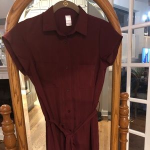 Maroon T-shirt dress with tie